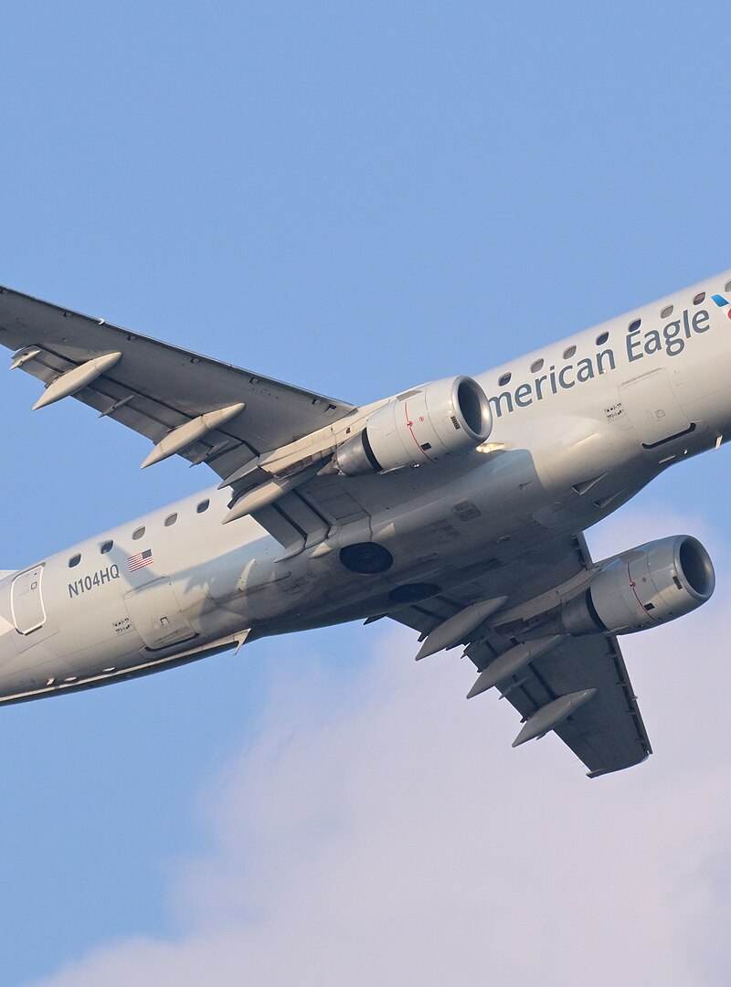 N104HQ - Embraer