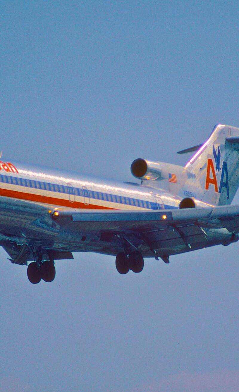 N895AA - Boeing
