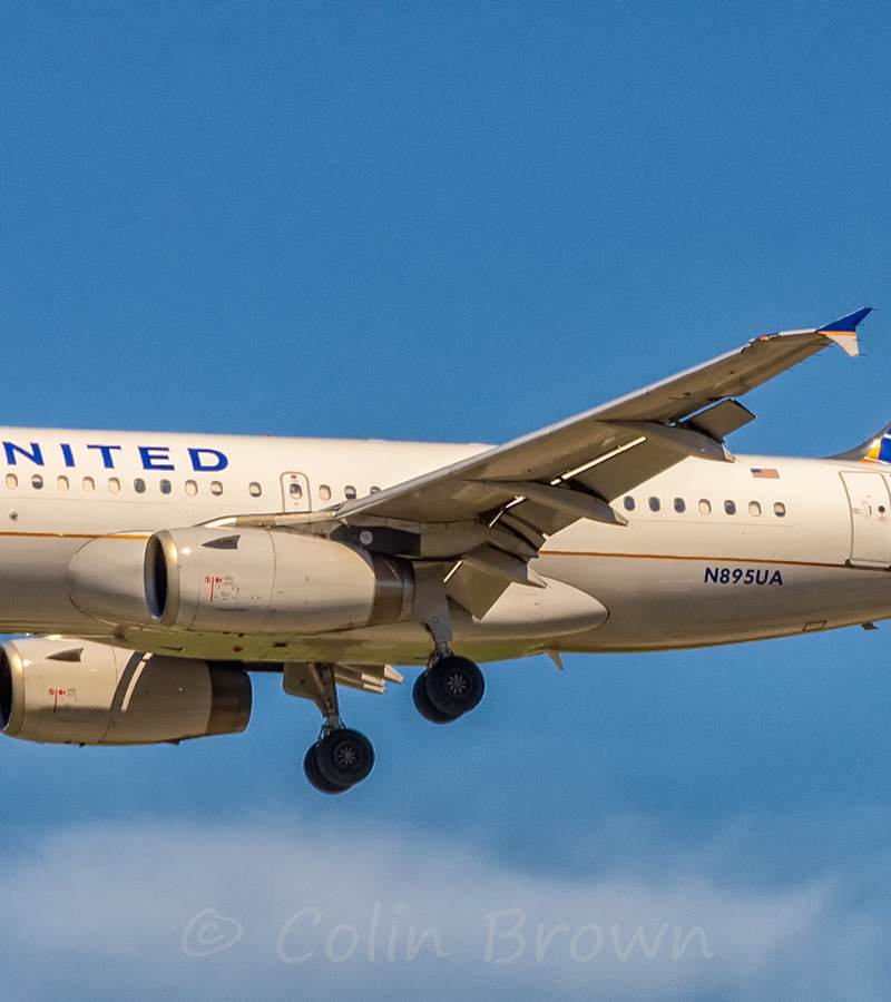 N895UA - Airbus