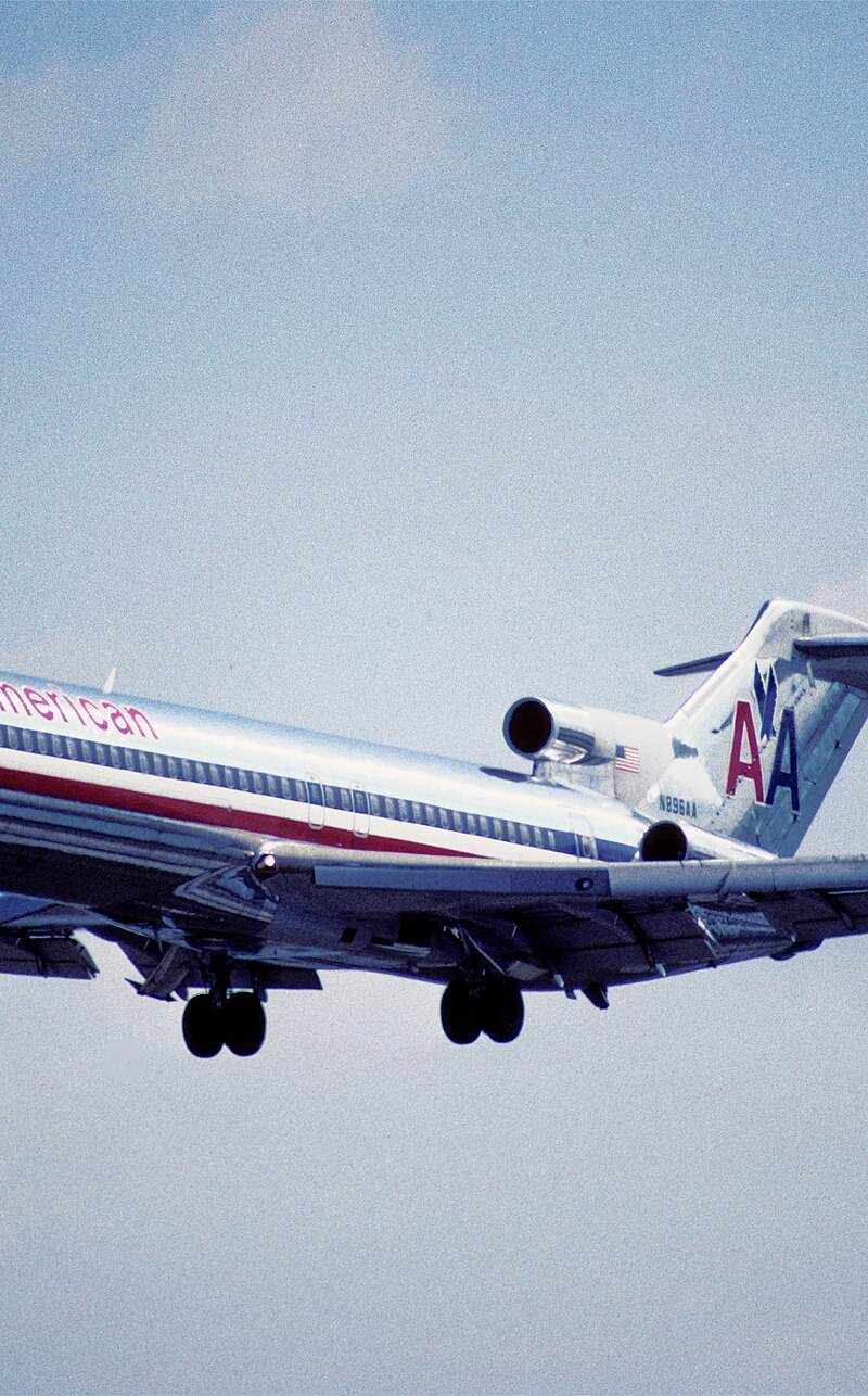 N896AA - Aircraft