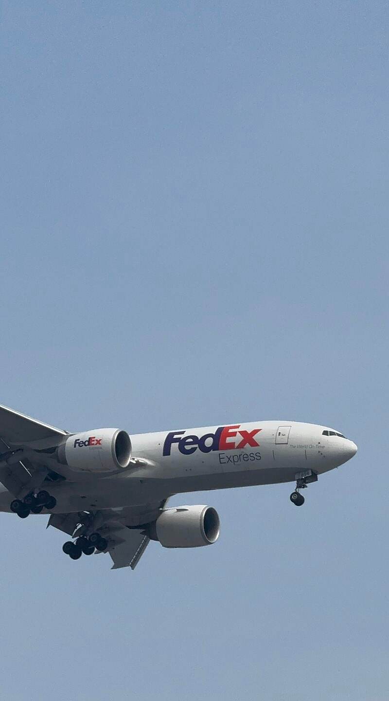 N896FD - Twin-engine aircraft