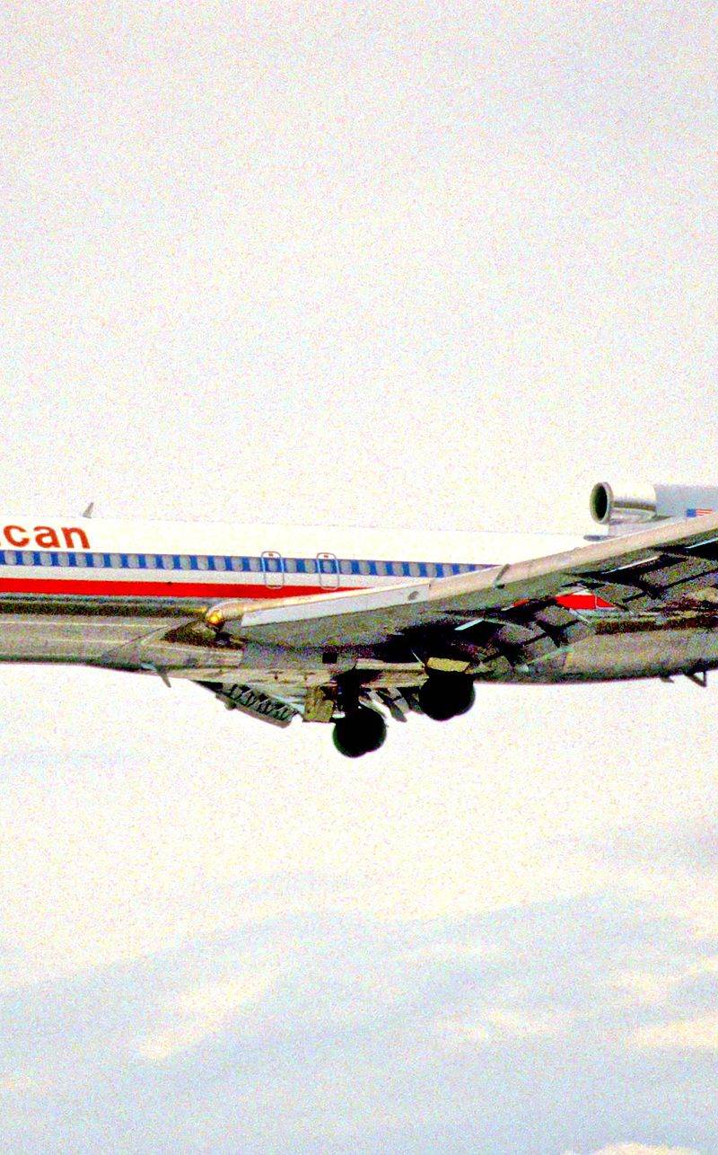 N898AA - Boeing
