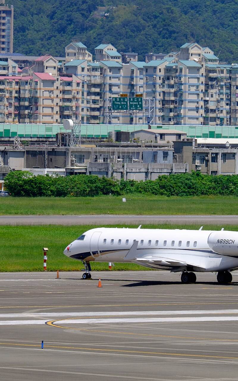 N899CH - Business jet
