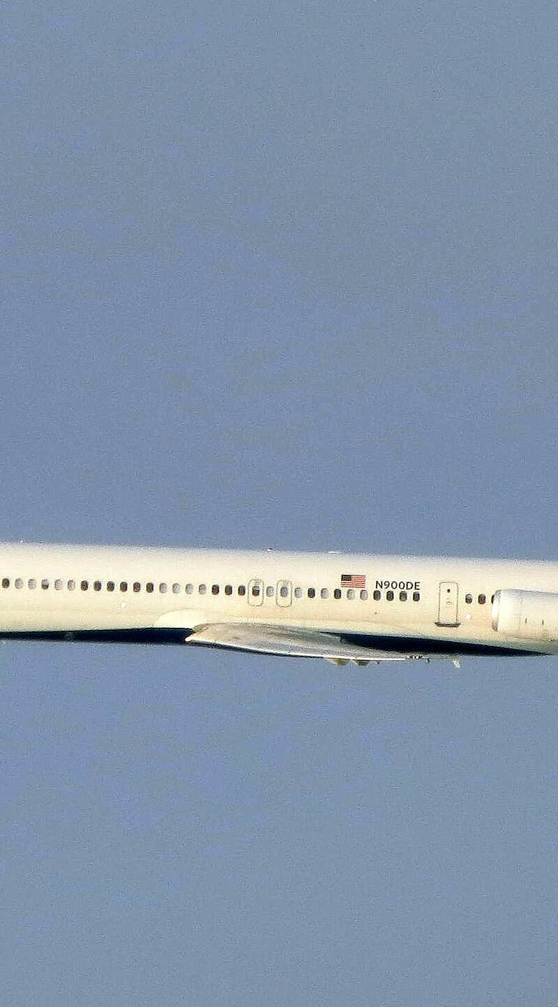 N900DE - Aircraft