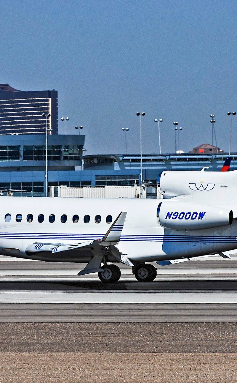 N900DW - Business jet