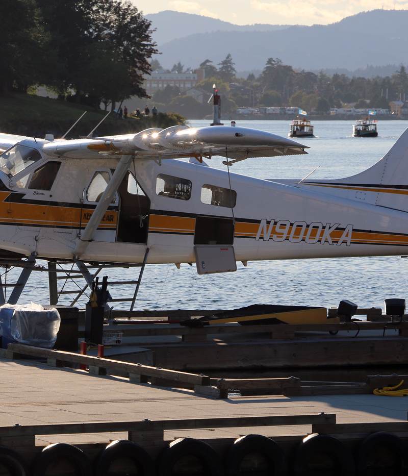 N900KA - De Havilland