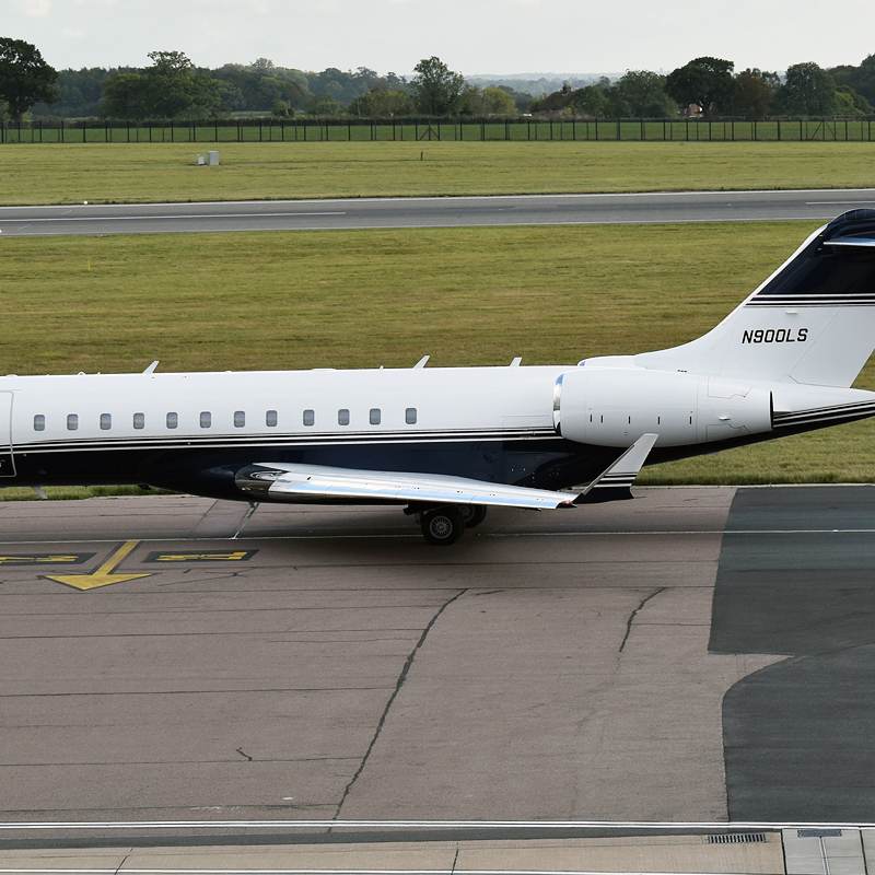 N900LS - Business jet