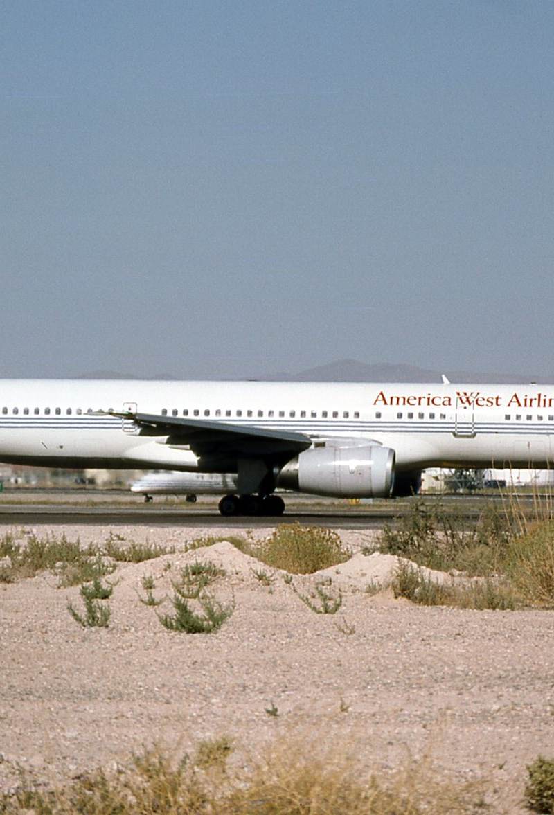 N901AW - Twin-engine aircraft