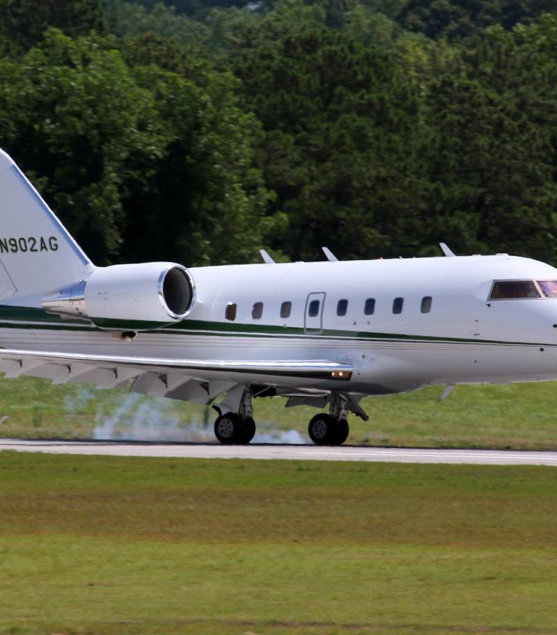 N902AG - Bombardier