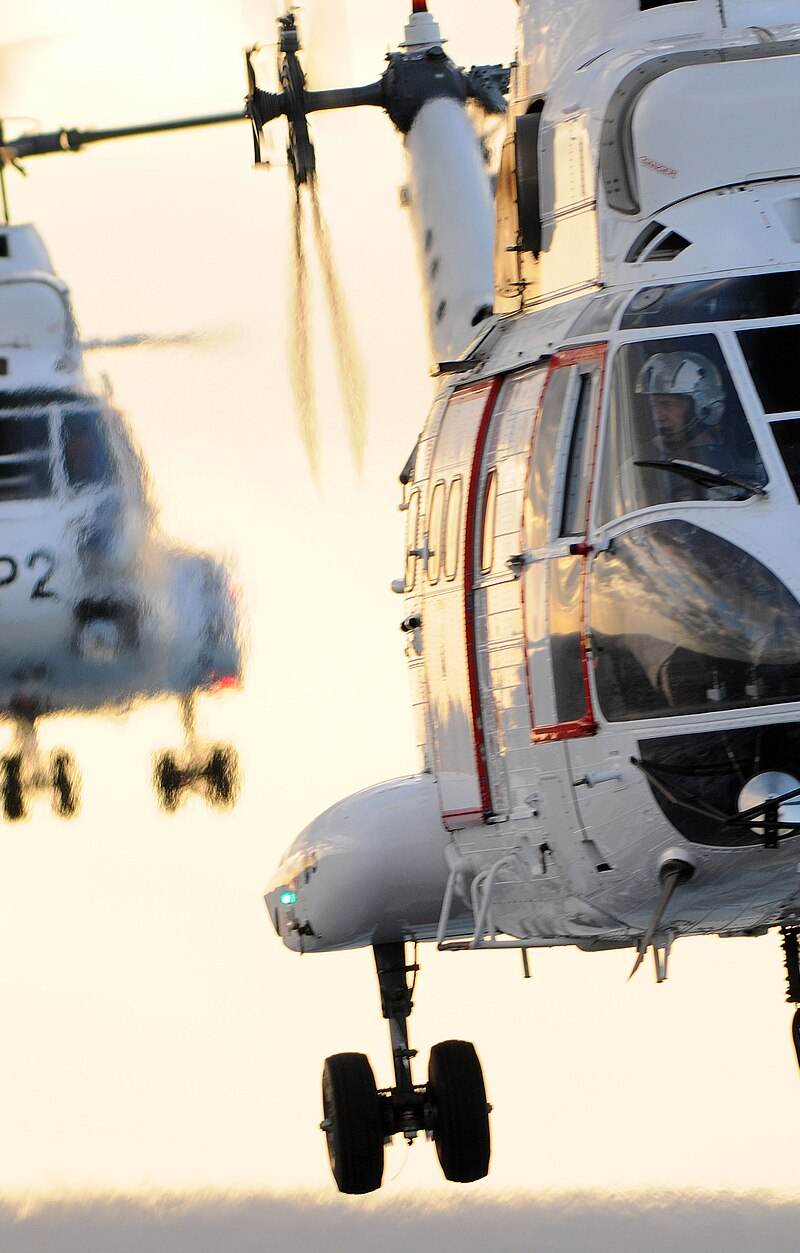 N902R - Helicopter