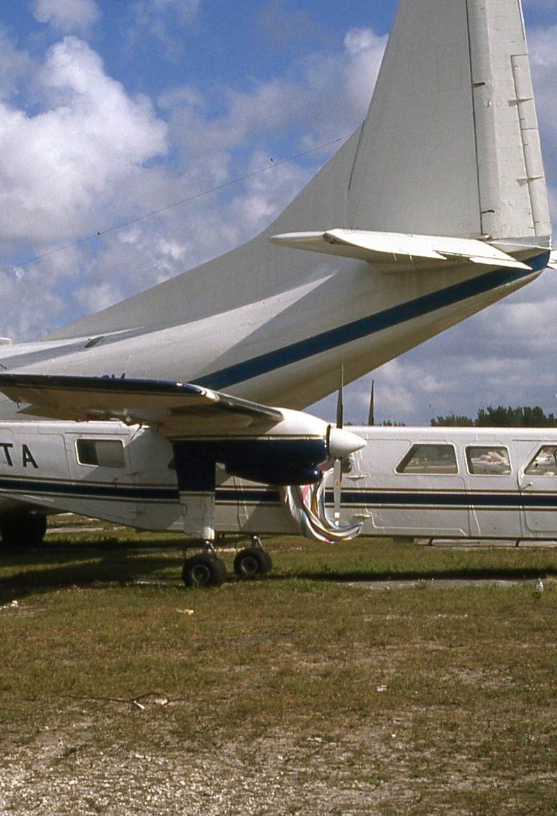 N902TA - Twin-engine aircraft