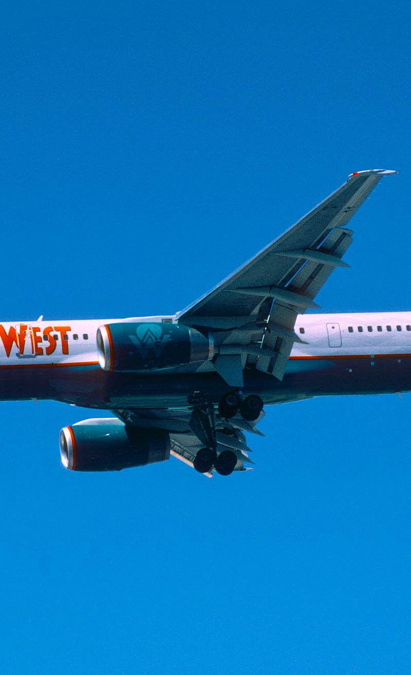 N903AW - Twin-engine aircraft