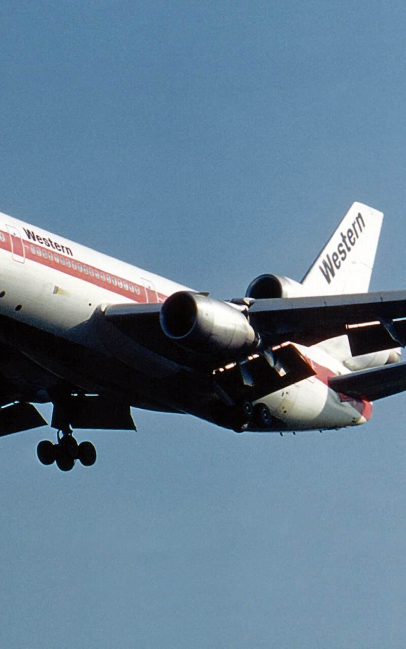 N903WA - Douglas