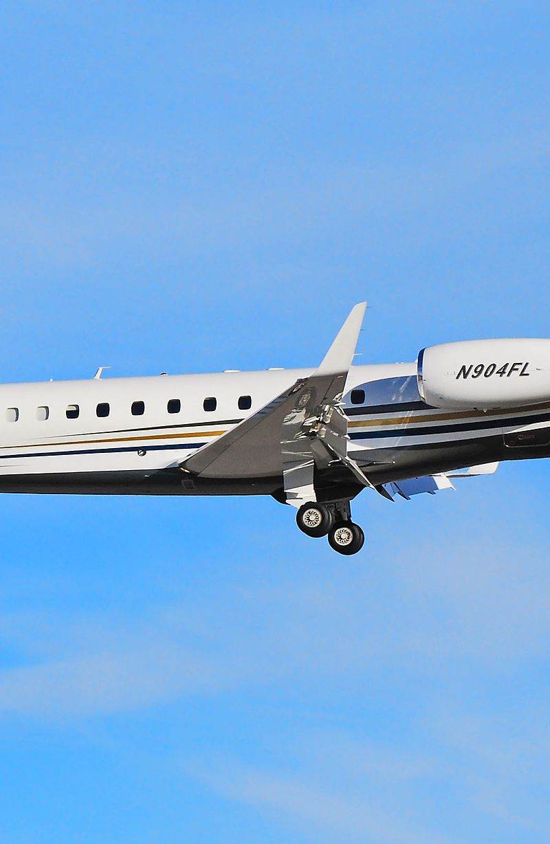 N904FL - Business jet
