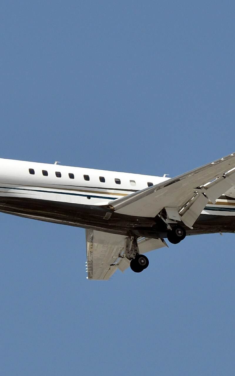 N904FL - Business jet
