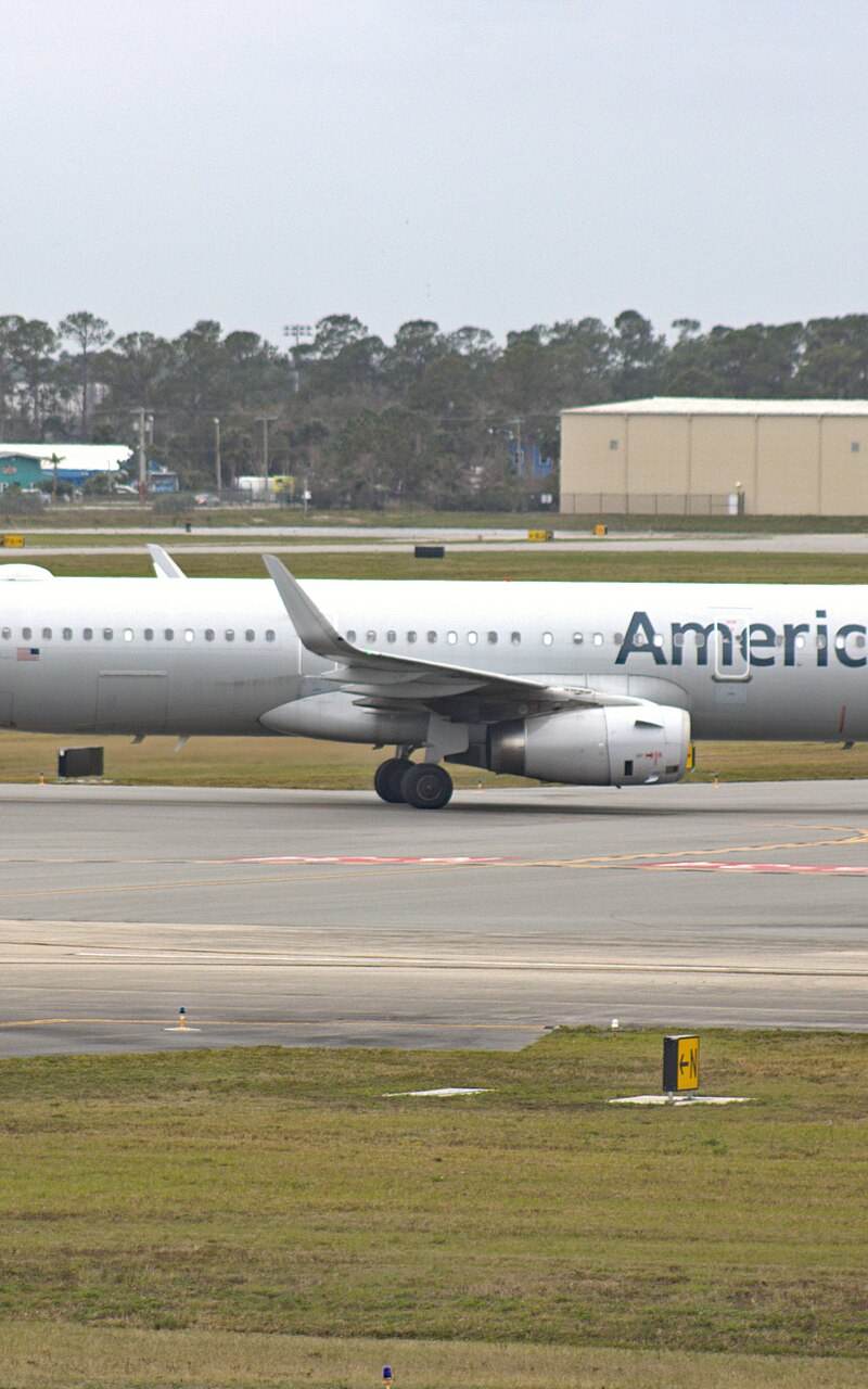 N905AU - Airbus