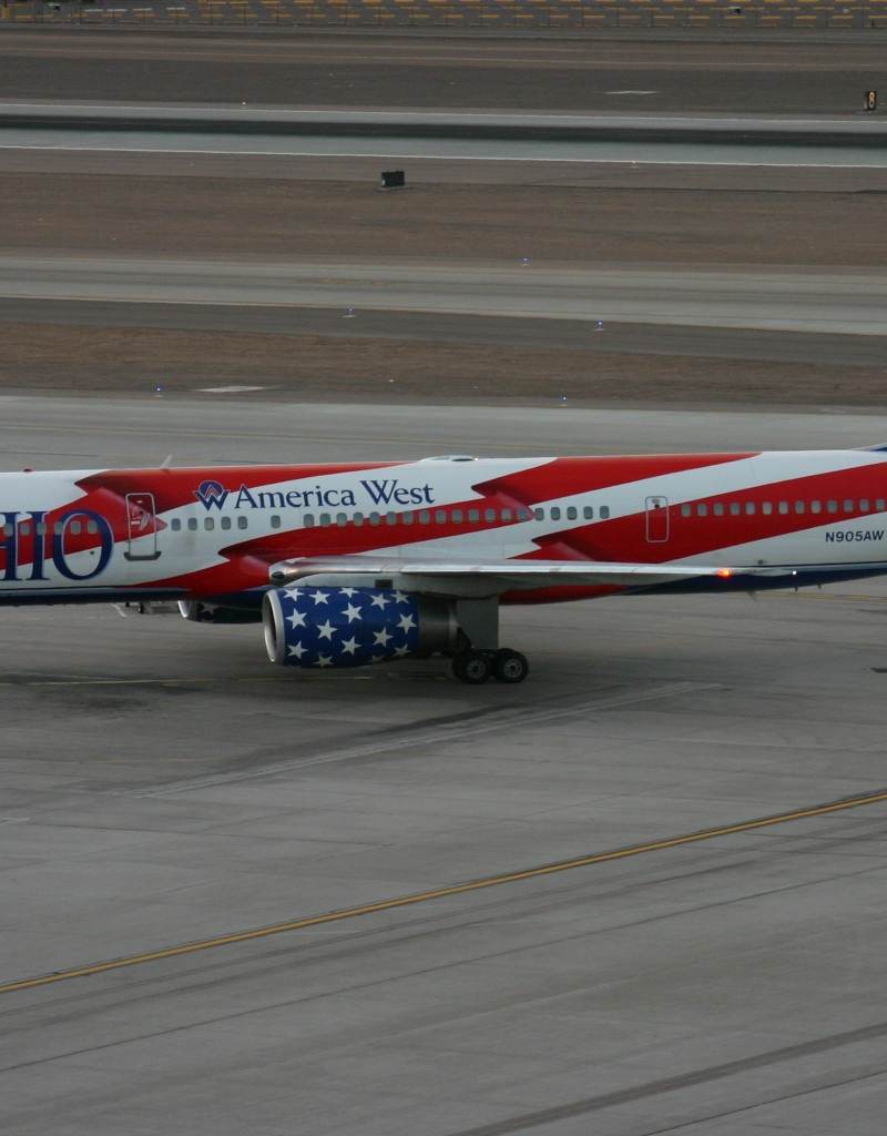 N905AW - Twin-engine aircraft
