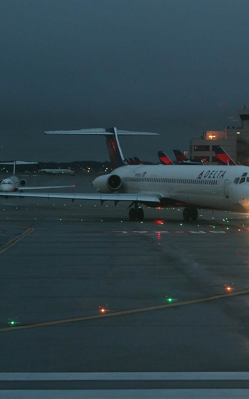 N905DE - Aircraft
