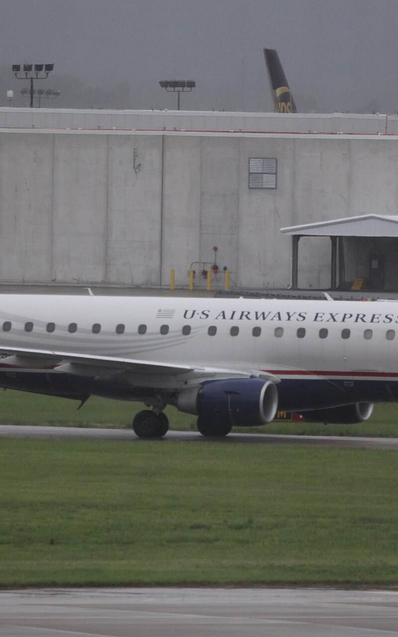 N105HQ - Embraer