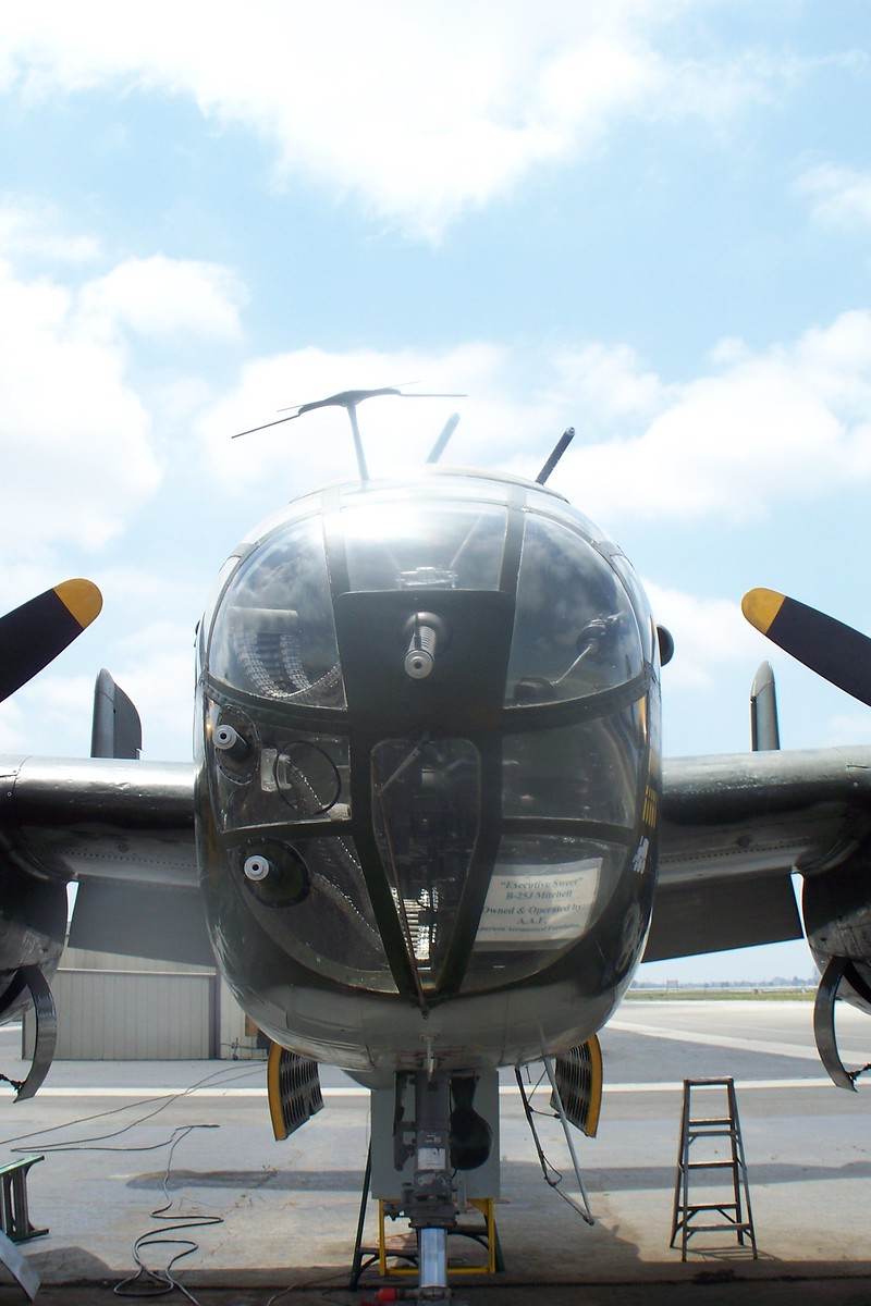 N30801 - Twin-engine aircraft