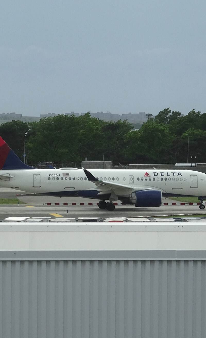 N106DU - Airbus