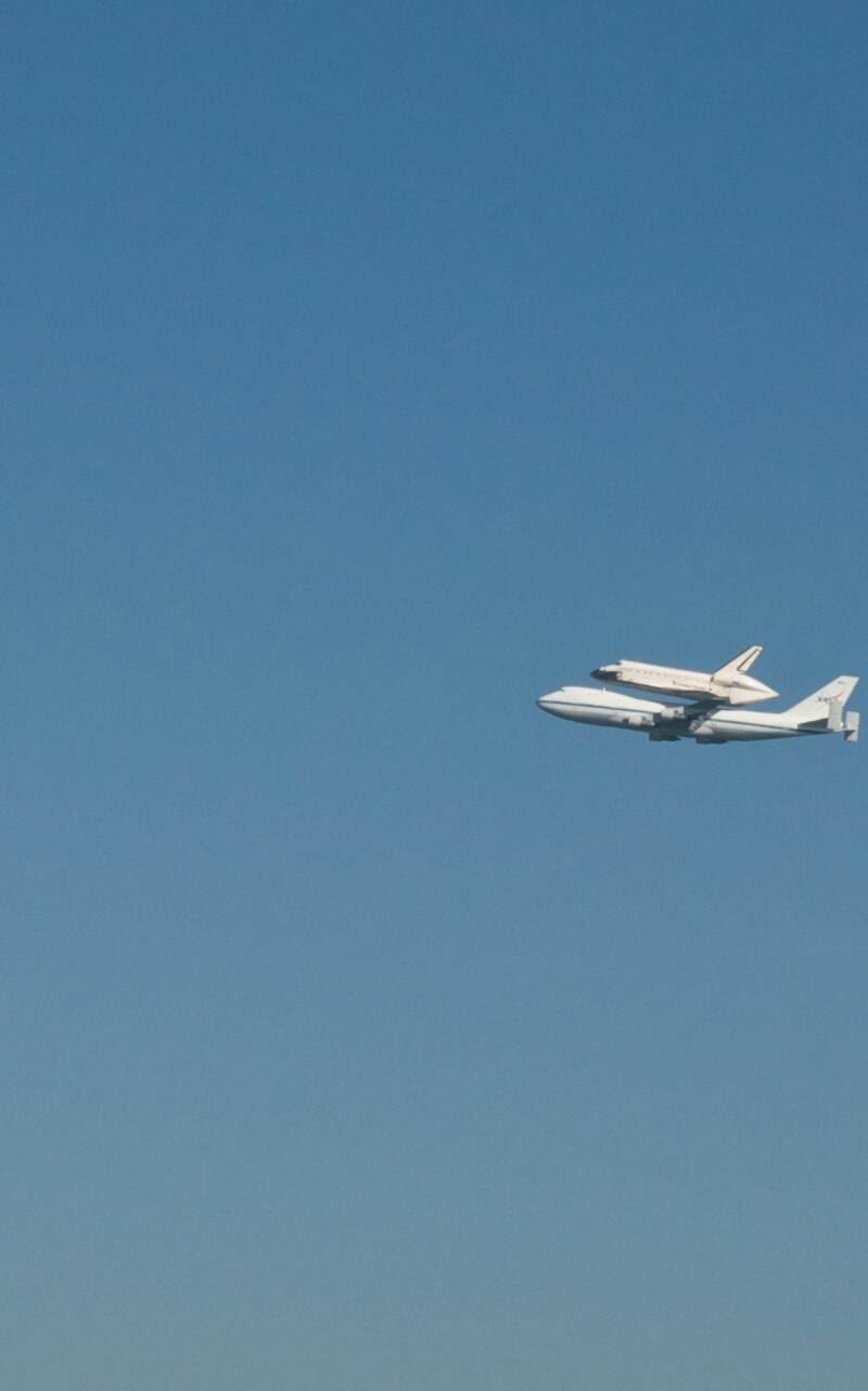  - Twin-engine aircraft