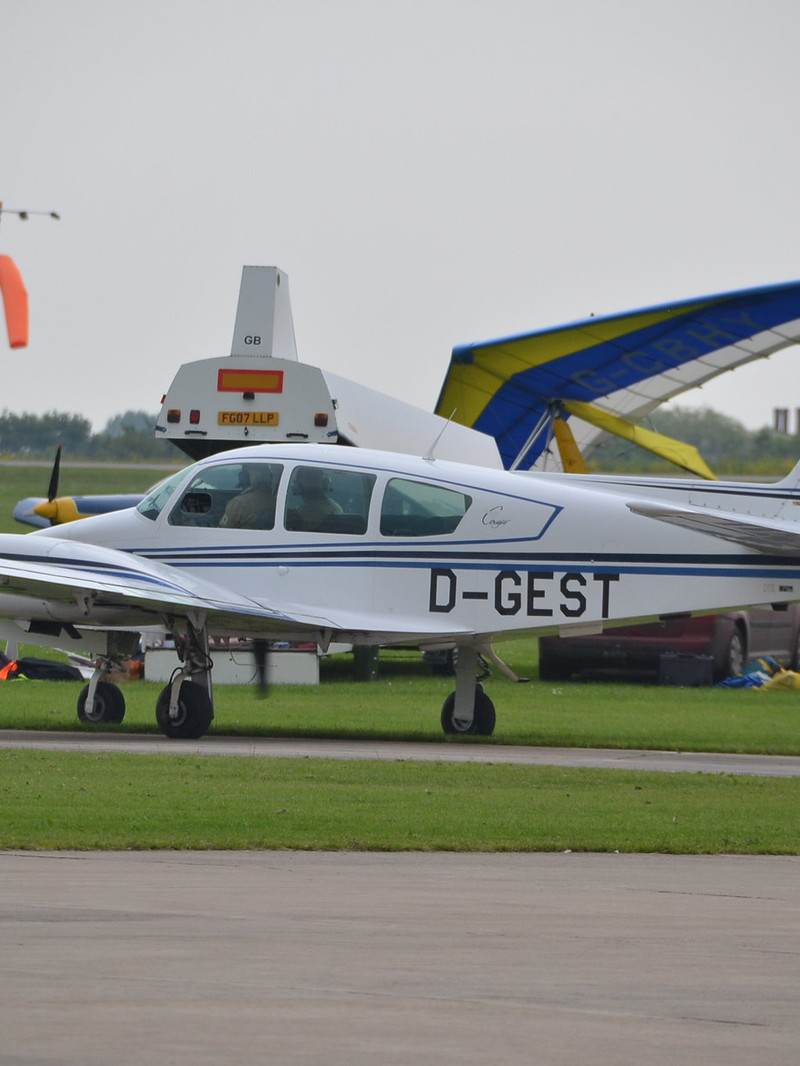D-GEST - Single-engine aircraft