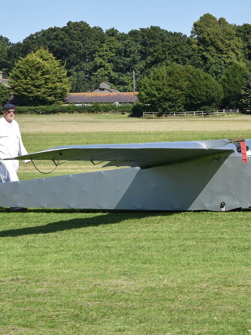 G-EBNV - Aircraft