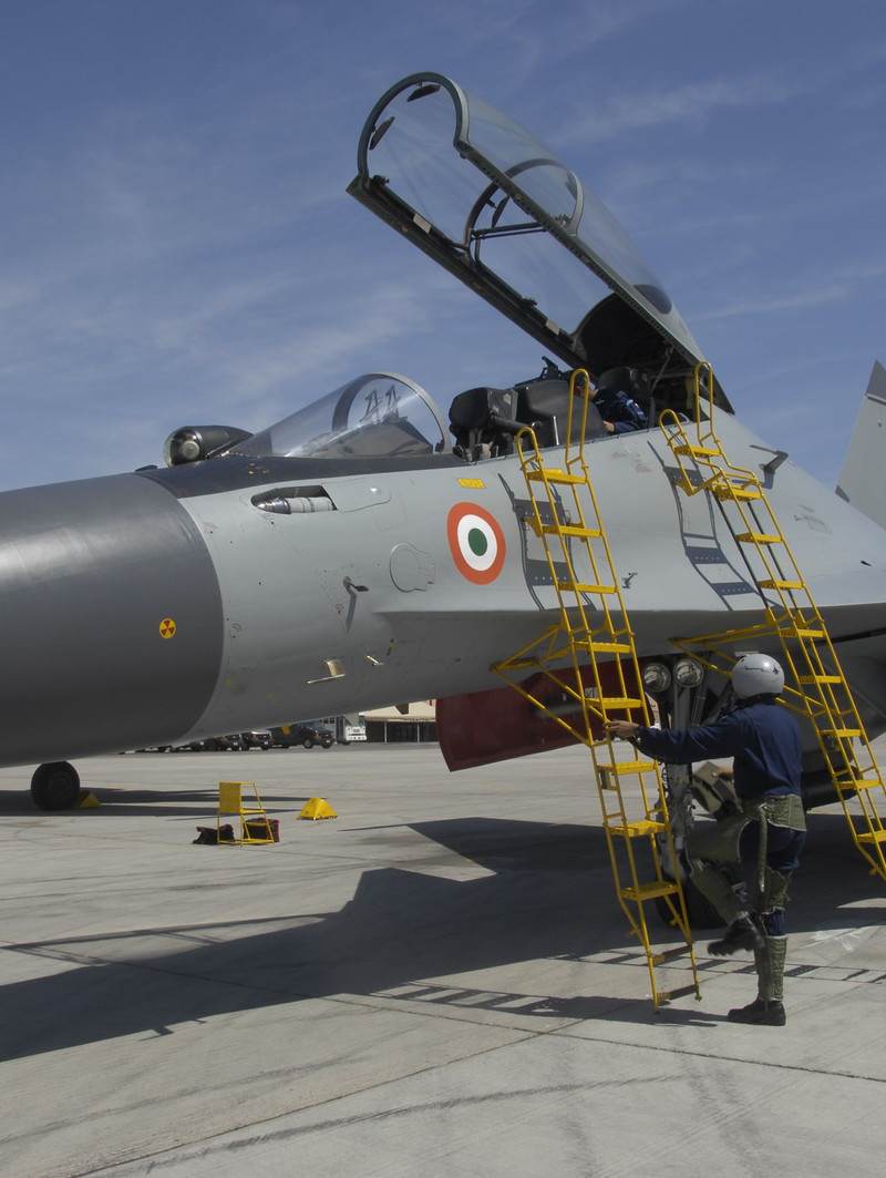 N011M - Aircraft