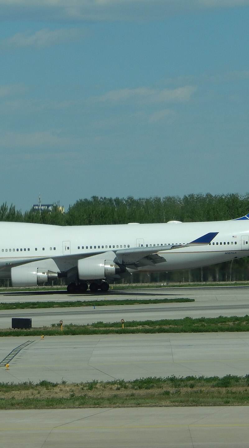 N107UA - Boeing