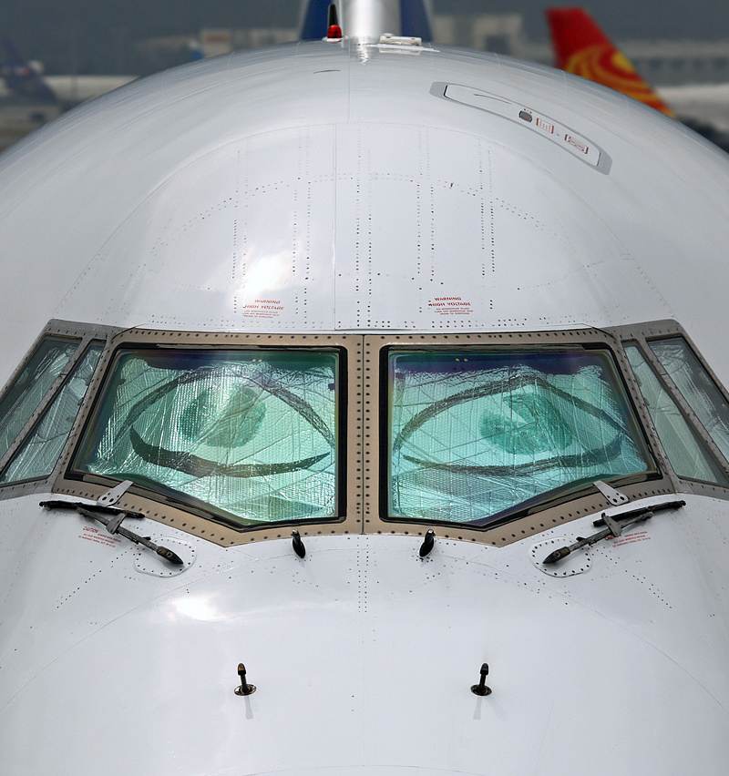 N107UA - Boeing