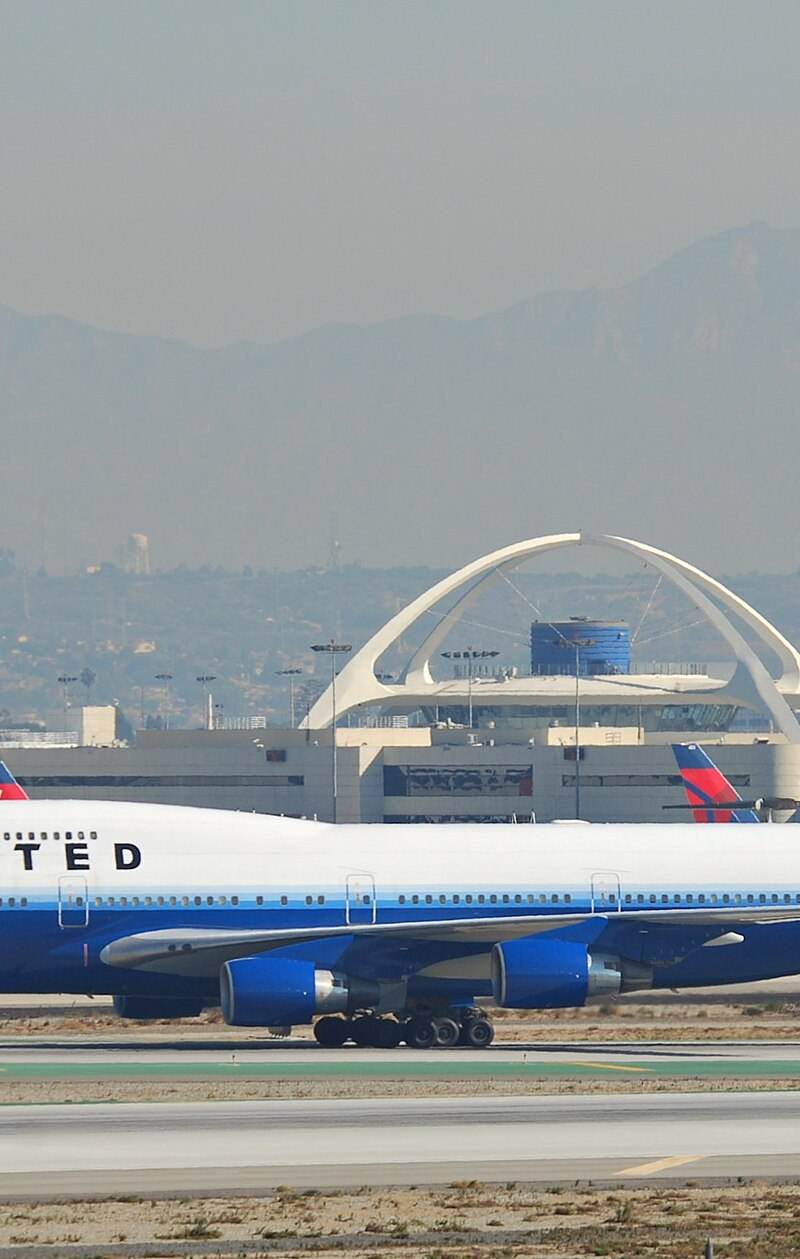 N107UA - Boeing