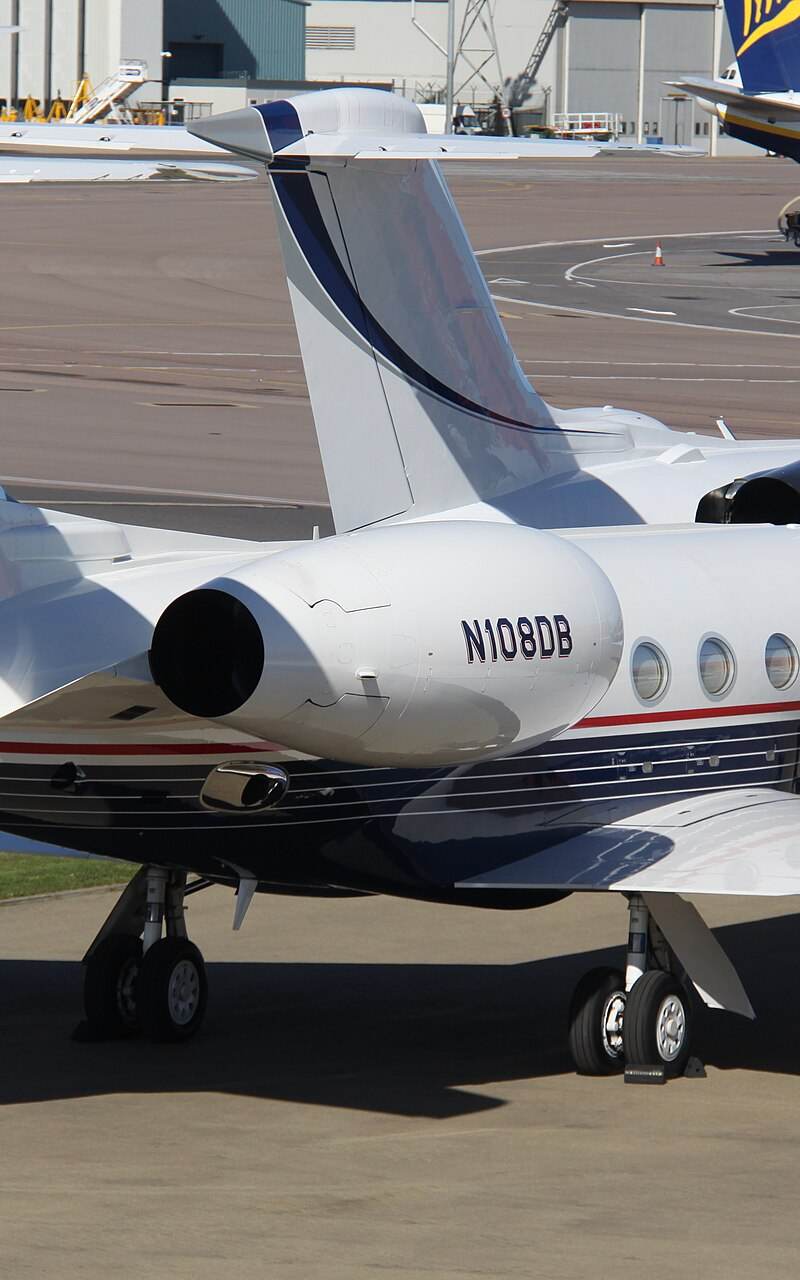 N108DB - Business jet