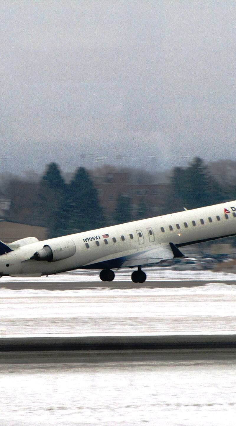 N905XJ - Bombardier
