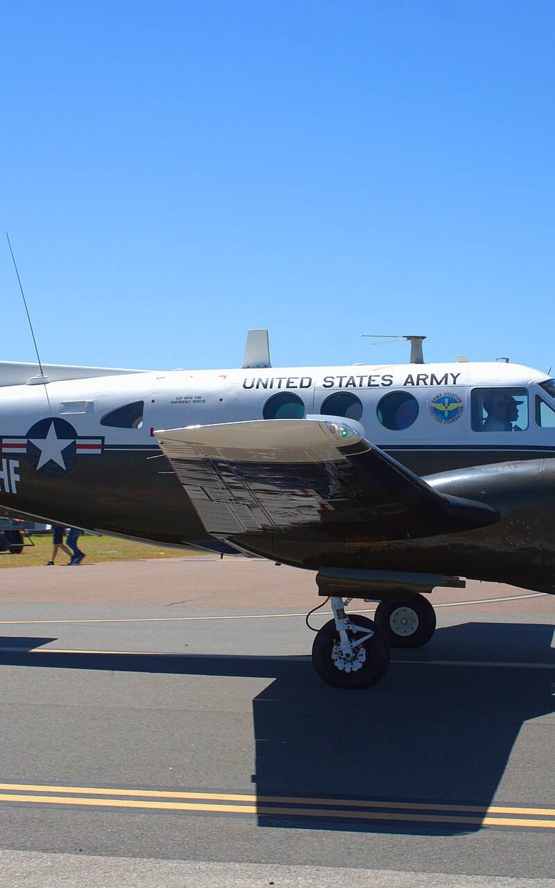 N906HF - Beech