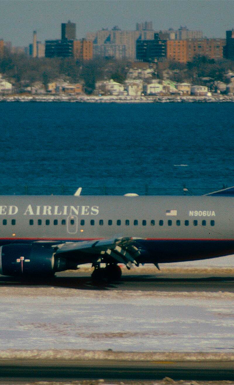 N906UA - Boeing