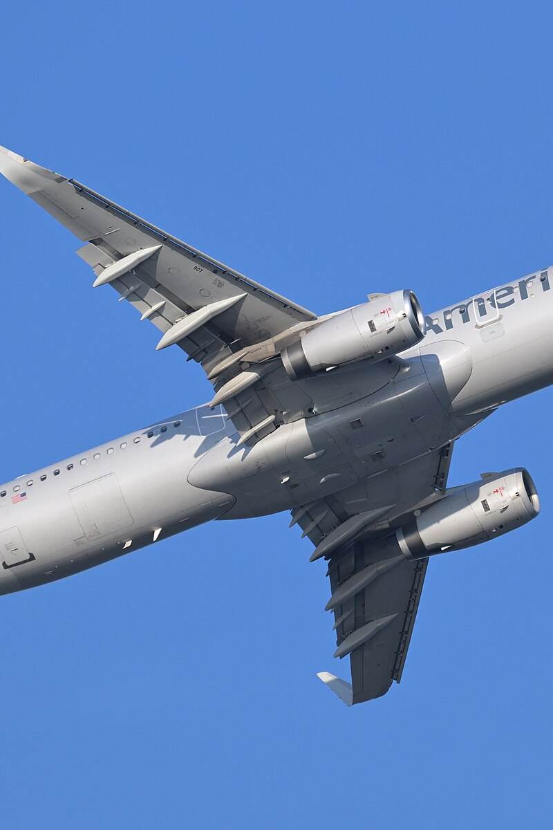 N907AA - Airbus