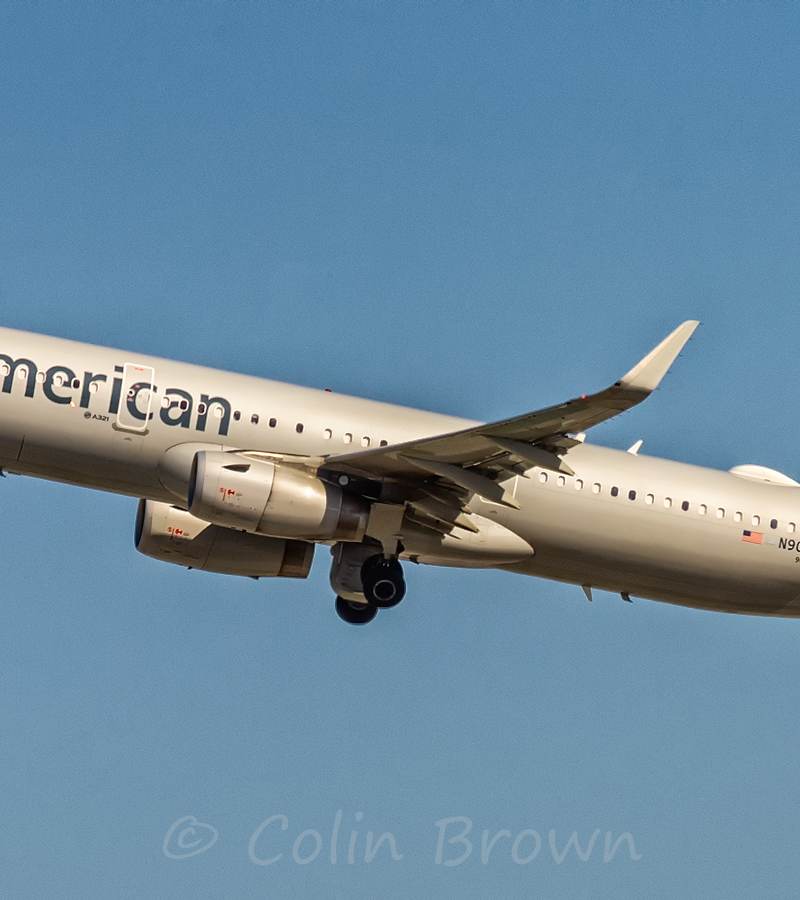 N907AA - Airbus