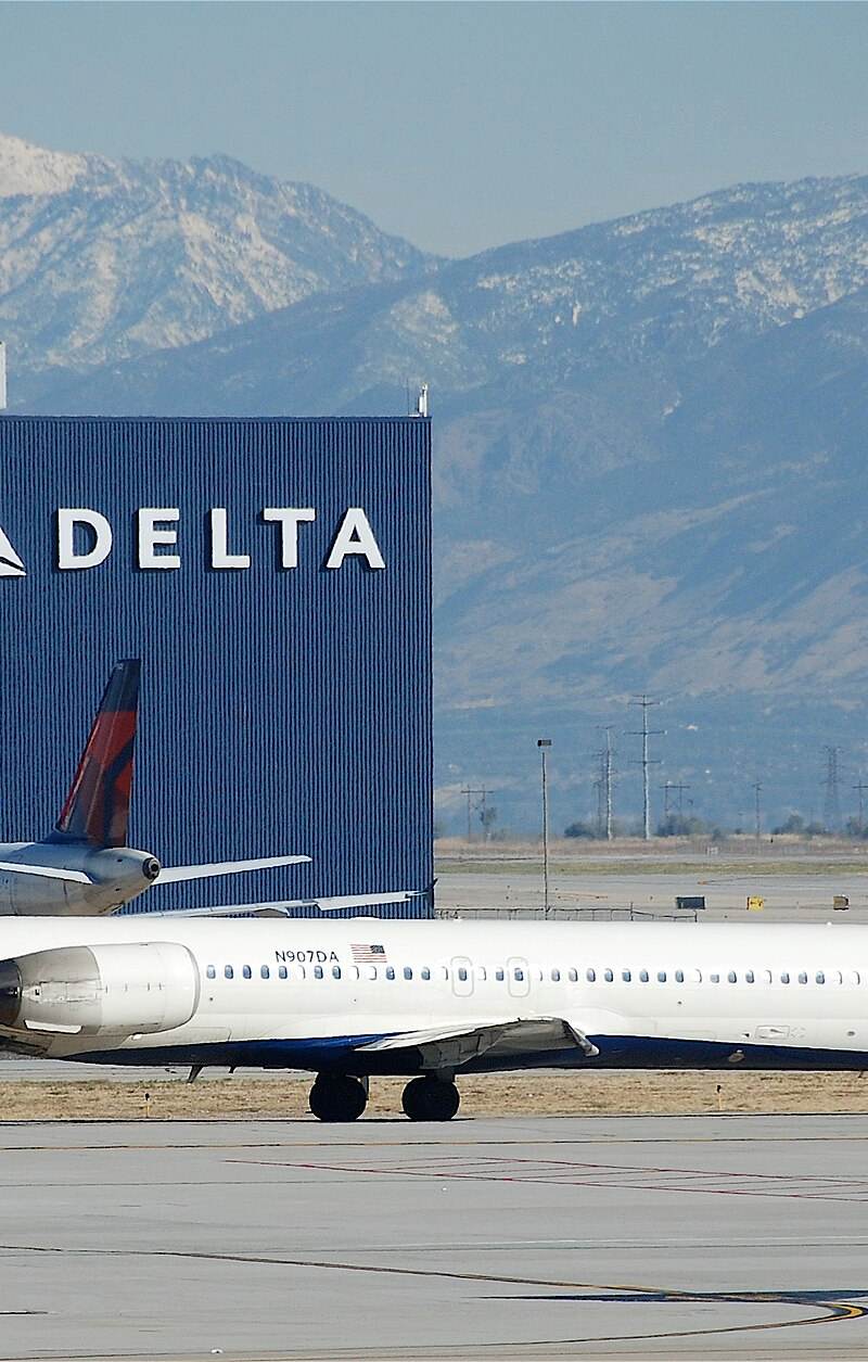 N907DA - Aircraft