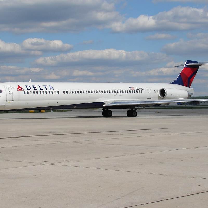 N907DE - Douglas