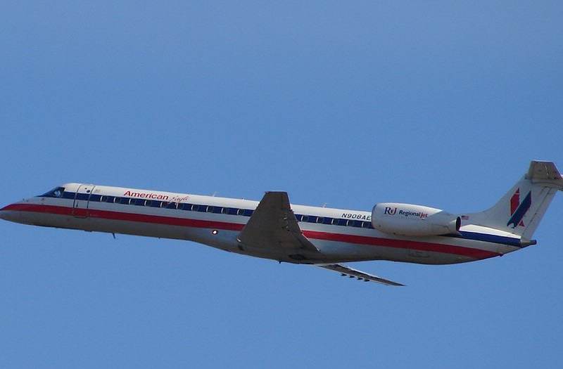 N908AE - Embraer