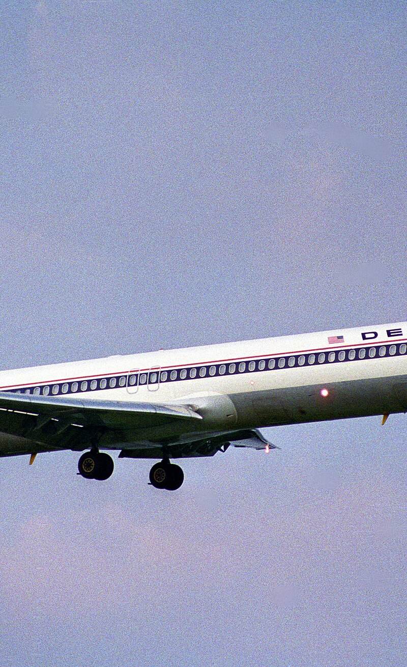 N908DL - Aircraft