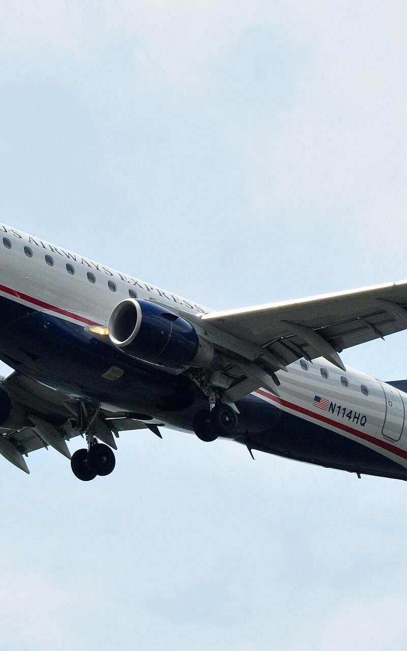 N114HQ - Embraer