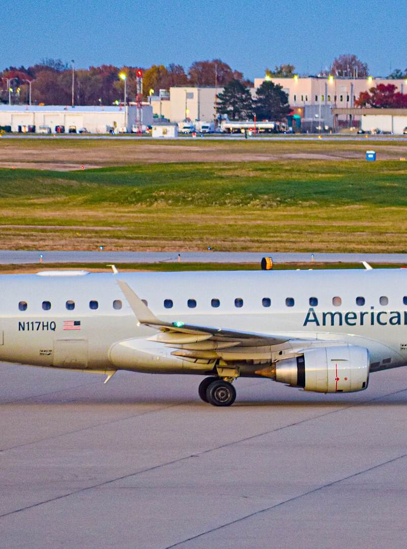 N117HQ - Embraer