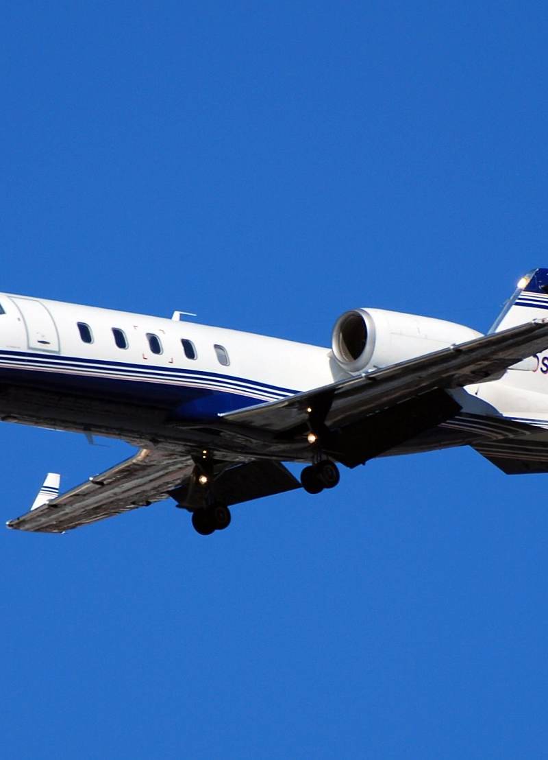 N909SK - Business jet