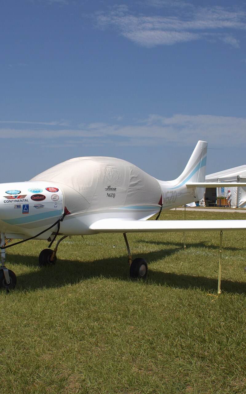 N6ZQ - Single-engine aircraft