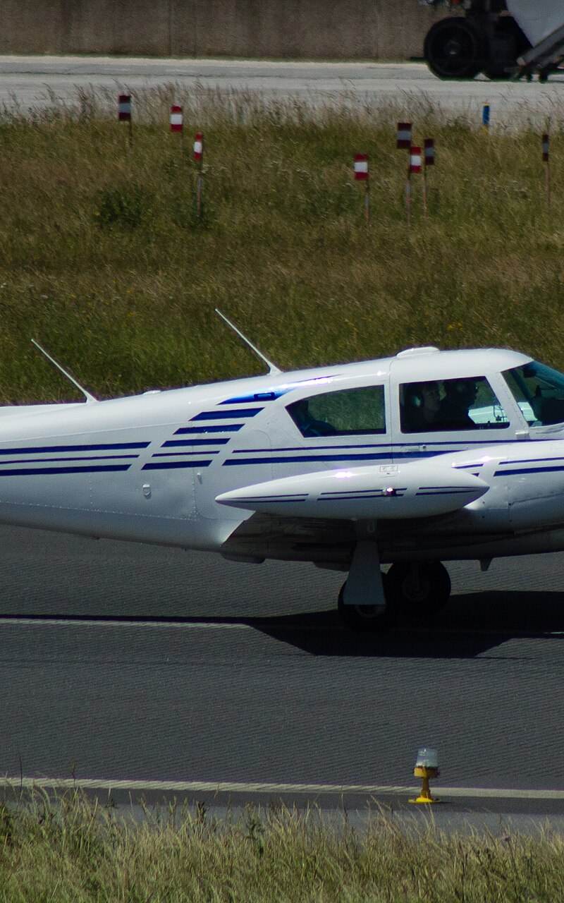 N7EY - Piper