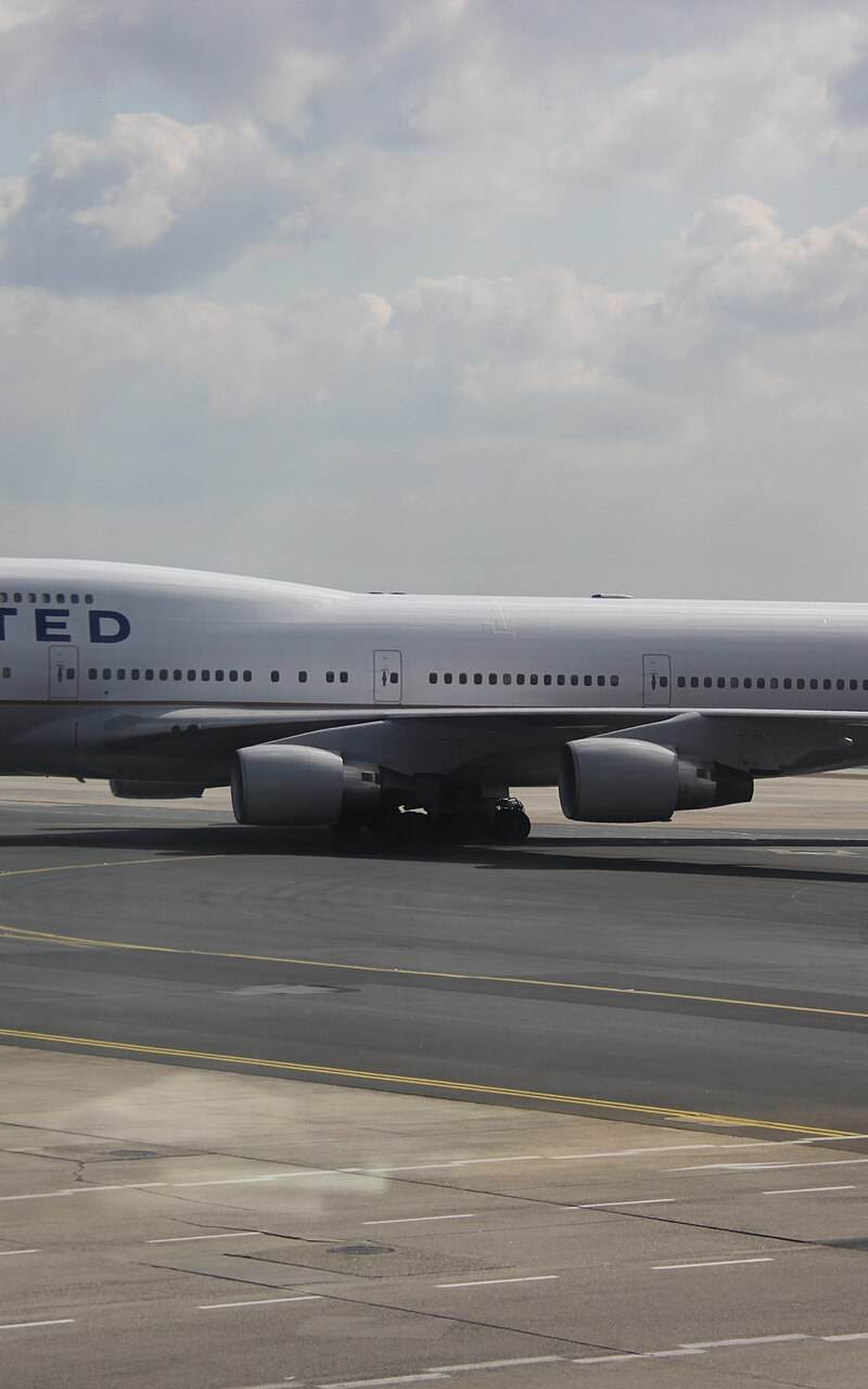N118UA - Boeing