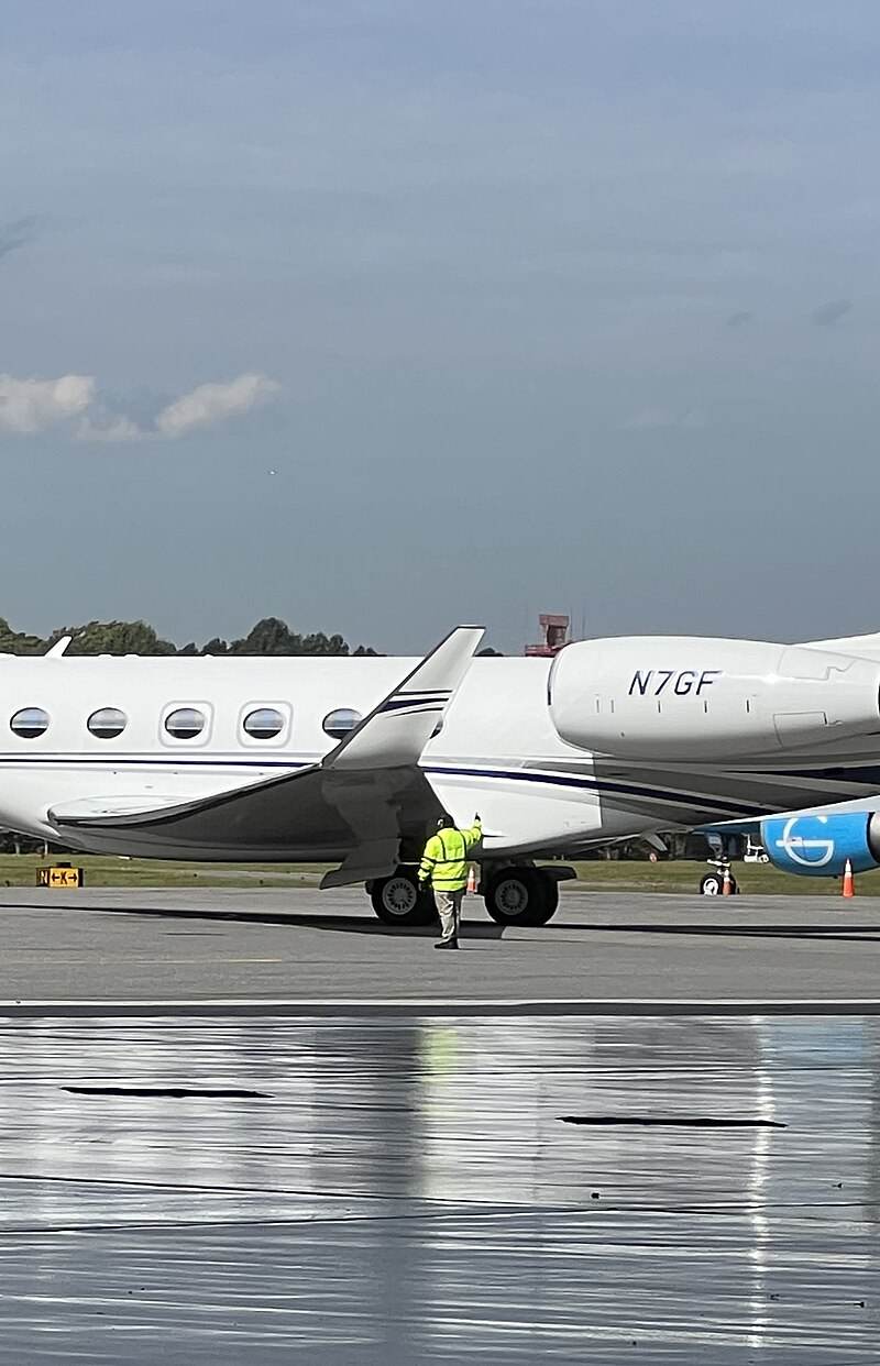 N7GF - Business jet