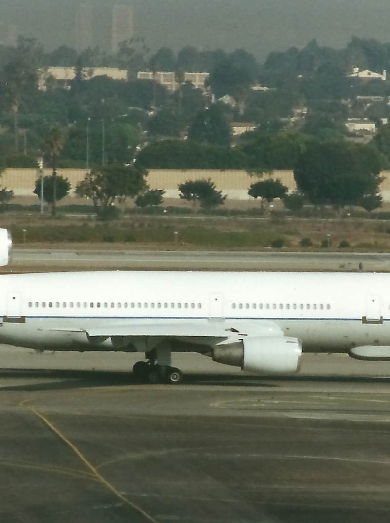 N910SF - Boeing